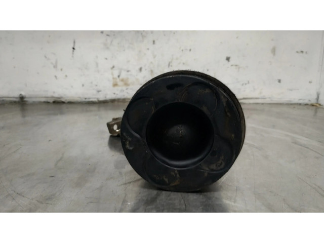 Píst 1L81   BMW 3 E92 E93     
