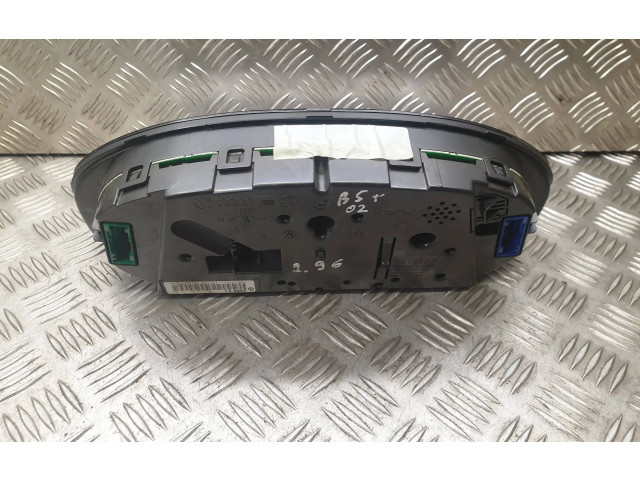 Панель приборов 3B0920827   Volkswagen PASSAT B5.5       
