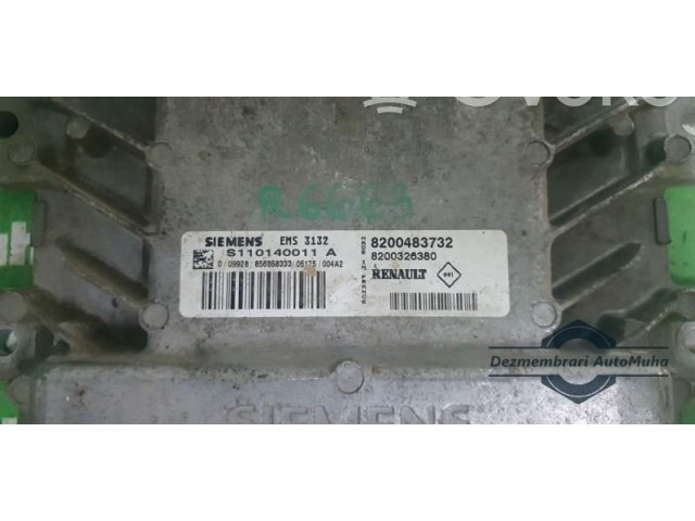 Блок управления двигателем Блок управления 8200483732., S110140011A   Renault Logan I