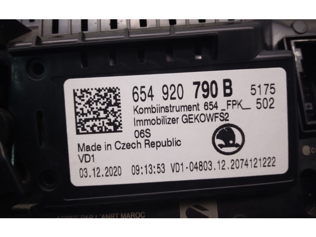 Přístrojová deska  Skoda Kamiq 2020 654920790B  