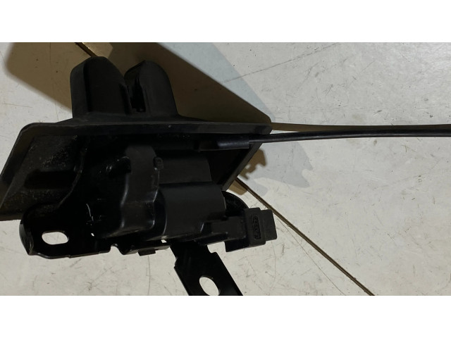 Замок багажника FR3B7643282CB    Ford Mustang VI 2015- года