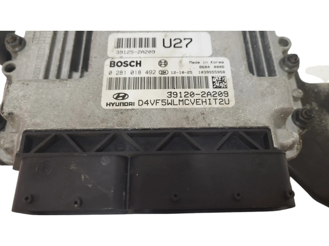 Řídící jednotka 0281018492, 391252A209   Hyundai i40 2012