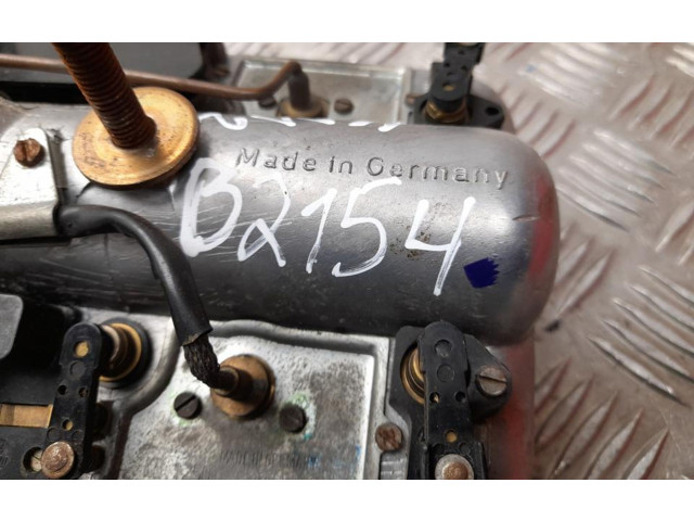Панель приборов KR1250, 8567   Mercedes-Benz 190 230 W110 W111       