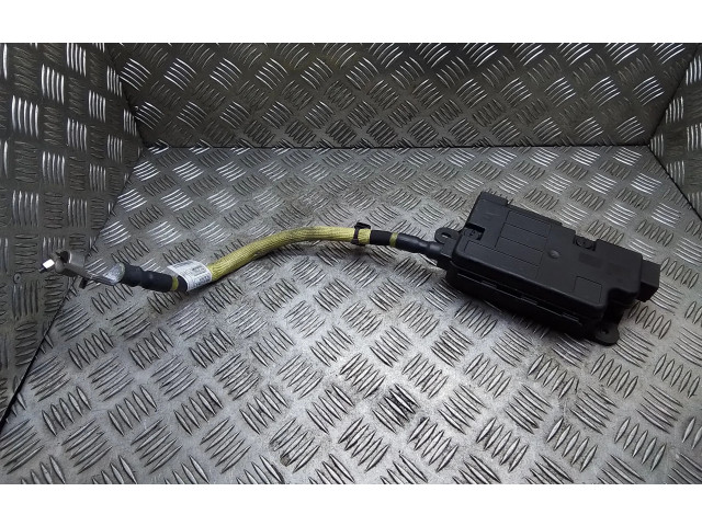   Pojistková skříňka 8V0937548, 8V0971225A   Audi RS3 2016