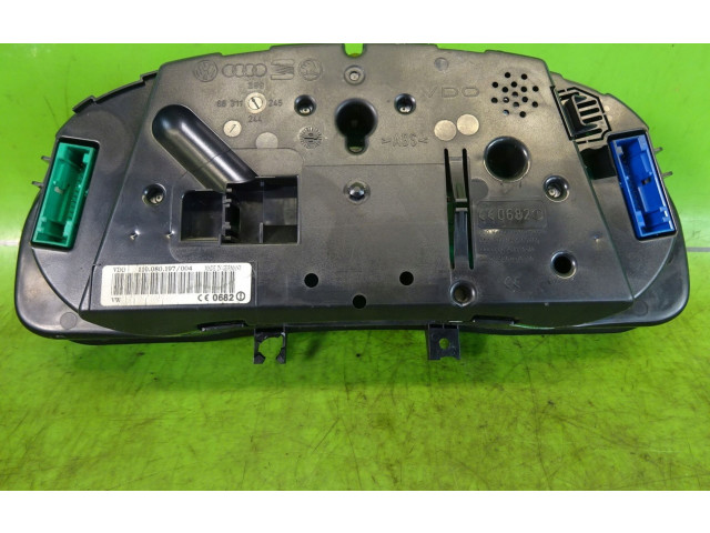 Панель приборов 3B0920807A   Volkswagen PASSAT B5.5       
