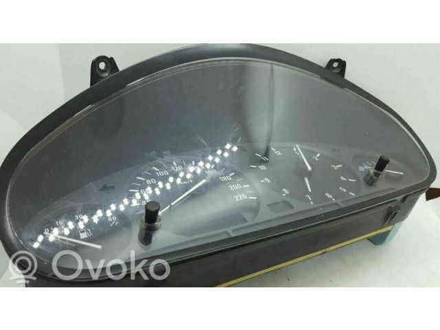 Přístrojová deska  BMW 3 E36 1991 88311220  