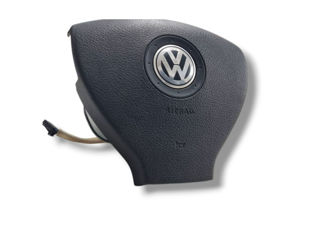 Подушка безопасности водителя 1K0880201CB   Volkswagen Tiguan
