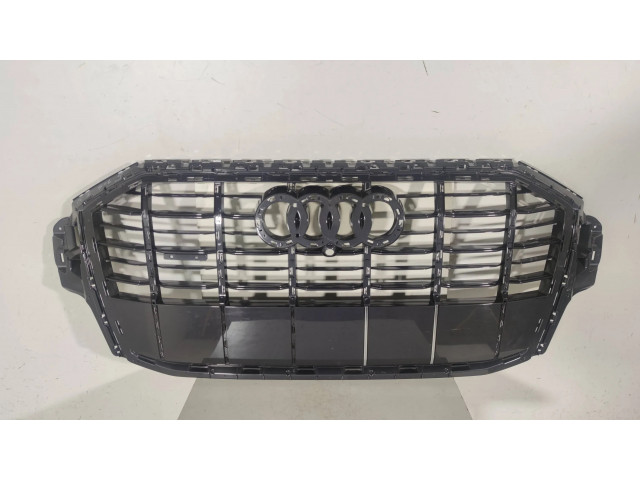 Передняя решётка Audi Q7 4M 2015- года 4M0853651AF, 4M0853651AH      