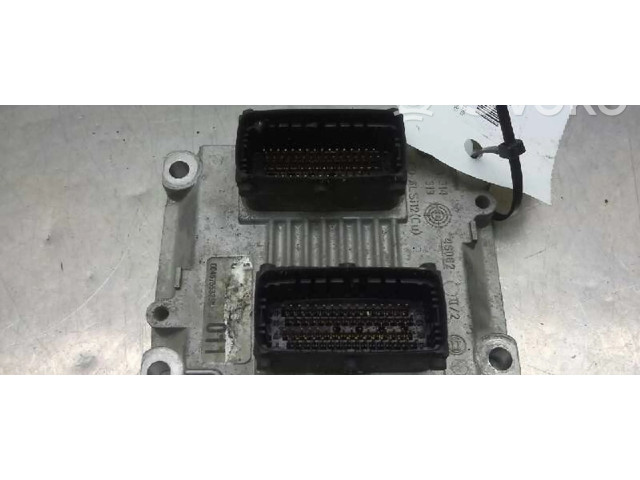 Блок управления двигателя 0261206339, 130   Fiat Punto Evo