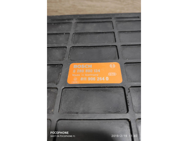 Řídící jednotka 811906264d, 0280800134   Audi 80 90 B3 1986