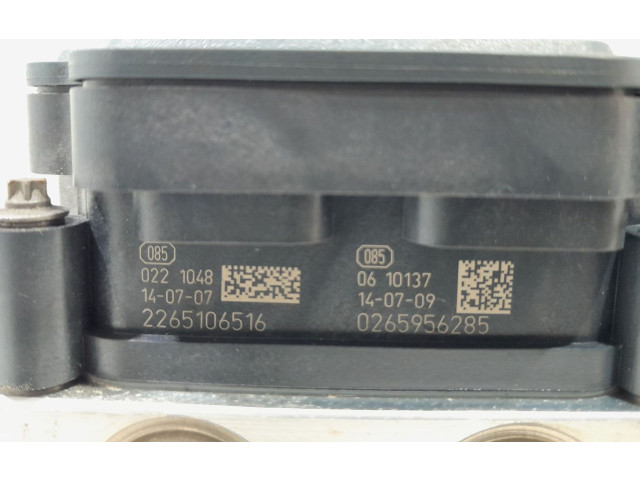 Jednotka ABS 476605492R, 175404   Renault Captur 2014