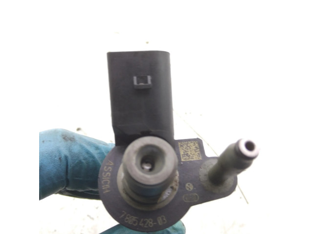 Vstřikovač 780542803   BMW 5 F10 F11  pro naftový motor 3.0  