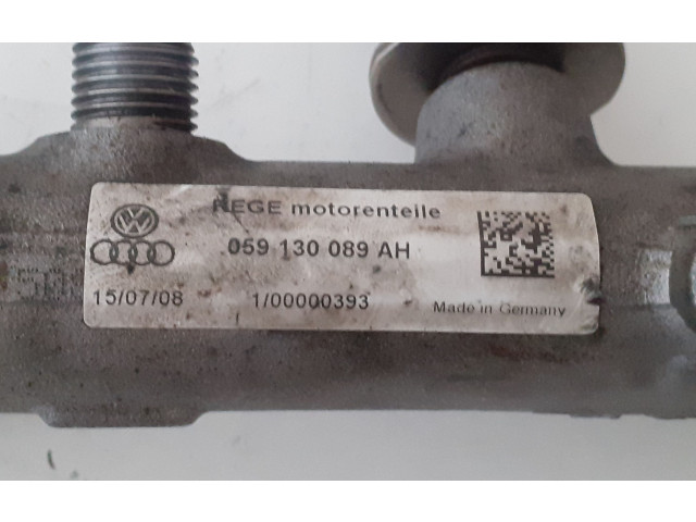 Vstřikovací lišta 059130758K, 059130089AH   Audi A5 8T 8F    CGKA 