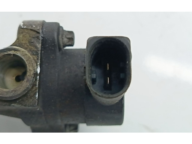 Vstřikovací lišta A6110700095   Mercedes-Benz E W210     