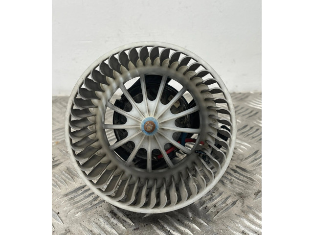 Вентилятор печки    0018302608   Land Rover Range Rover Evoque L538
