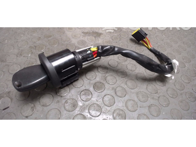 Подрулевой шлейф SRS 8200826300   Dacia Sandero