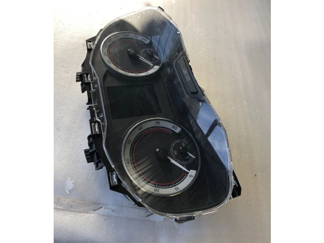 Přístrojová deska  Skoda Kamiq 2022 654920746a  