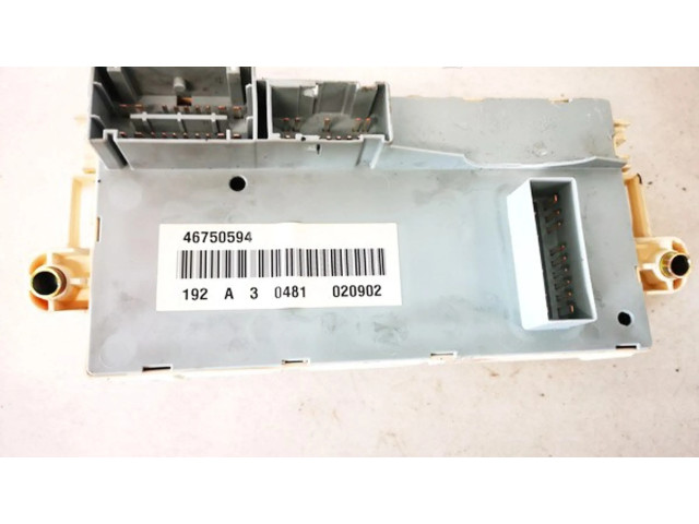 Блок предохранителей  46797609, 46750594   Fiat Stilo    