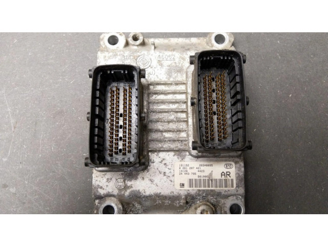 Блок управления двигателя 0261207421, 24443795   Opel Corsa D