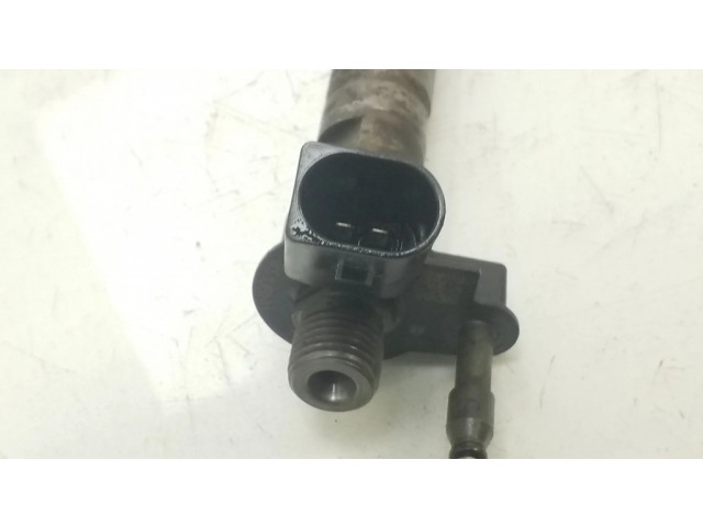 Vstřikovač 779787705   BMW 3 E90 E91  pro naftový motor 2.0 N47 