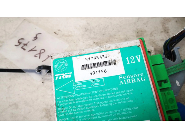 Блок подушек безопасности 51795433   Fiat Punto (188)
