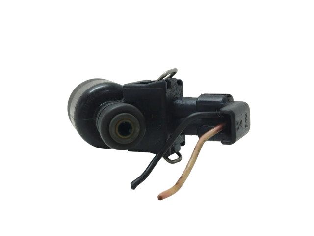 Vstřikovač    Saturn L-Series  pro benzínový motor 2.2  