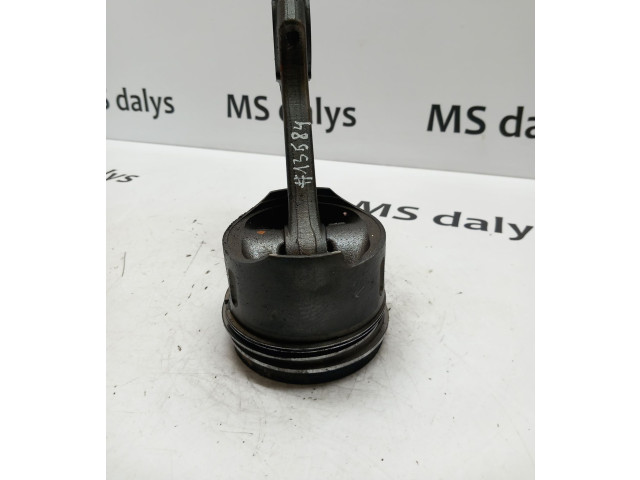 Píst A6110300320, A6130300117   Mercedes-Benz S W220     