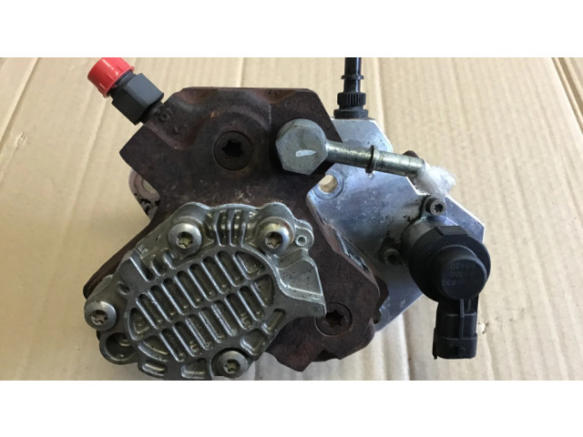 Vstřikovací čerpadlo 8200385478, 0445010099   Renault Trafic II (X83)  pro naftový motor 2.0  