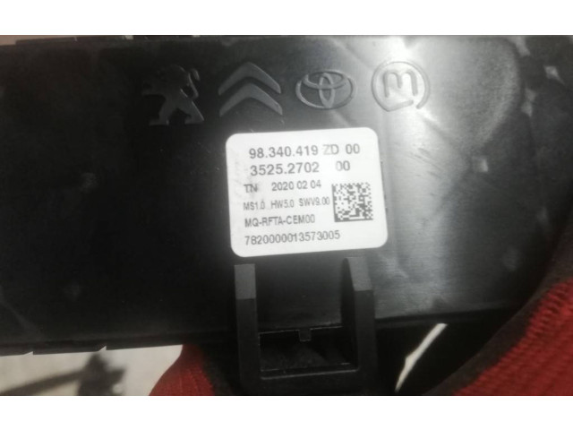 Блок управления климат-контролем 98340419ZD, 35252712   Peugeot Rifter