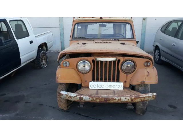 Блок предохранителей     Jeep CJ для дизельного двигателя 4-108 ( 57 CV ) 