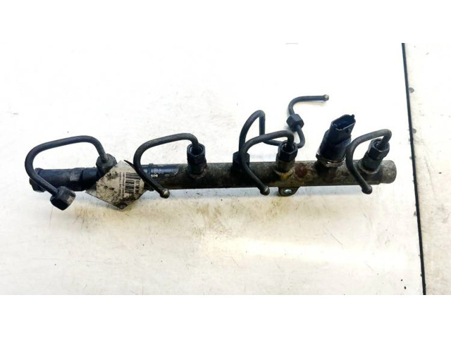 Vstřikovací lišta 0445214024   Mitsubishi Carisma  pro naftový motor 1.9  