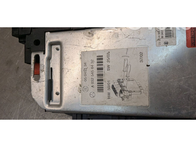   Pojistková skříňka A0325458432, 05045134   Mercede-Benz S W220 2003