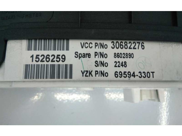 Přístrojová deska  Volvo XC90 2005 30682276, 1526259  