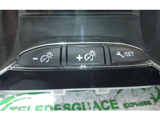 Přístrojová deska  Peugeot 208 2015 981384898000  