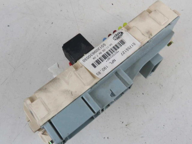   Pojistková skříňka 51755127   Fiat Stilo 2002