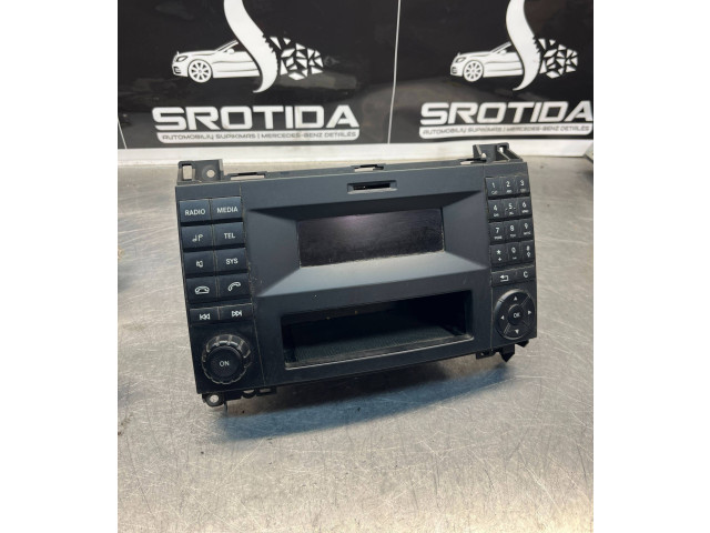 Радио/ проигрыватель CD/DVD / навигация    A9069006102, A9069013801   Mercedes-Benz Sprinter W906