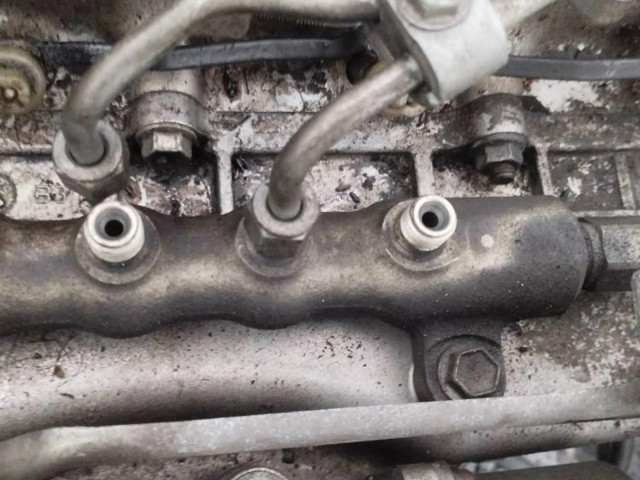 Vstřikovací lišta    Toyota Corolla E140 E150  pro naftový motor 2.0  