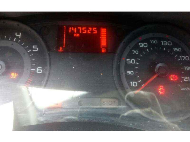 Přístrojová deska  Renault Clio III 2008 8200715178, 8200715178M  