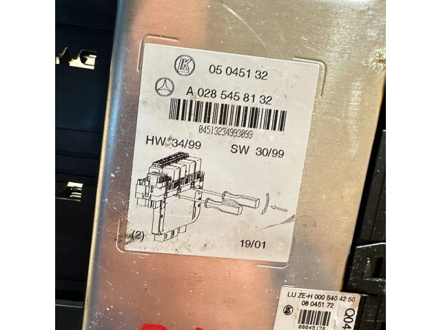   Pojistková skříňka A0285458132, 05045132   Mercede-Benz S W220 2001