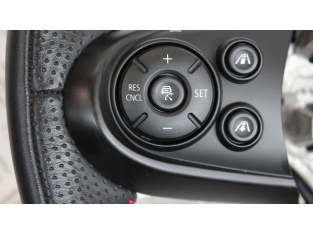 Volant Mini Clubman F54    