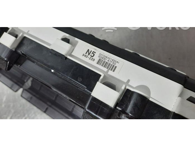 Панель приборов 83847F50   Toyota Prius c       