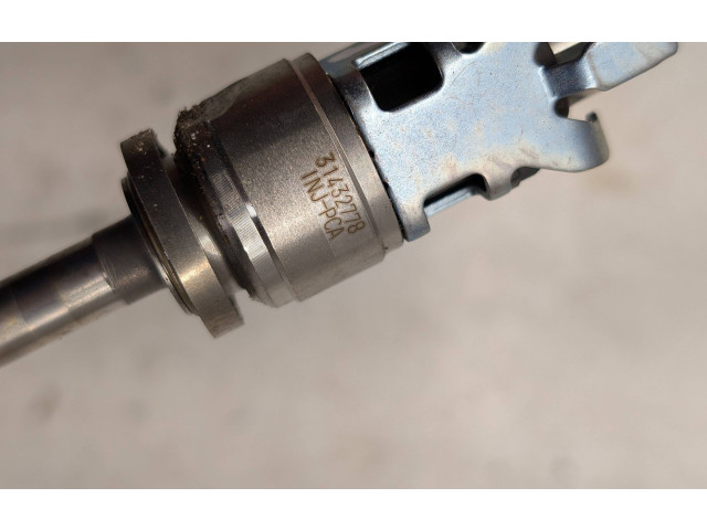Vstřikovač 31432778   Volvo V60    B4204T23 