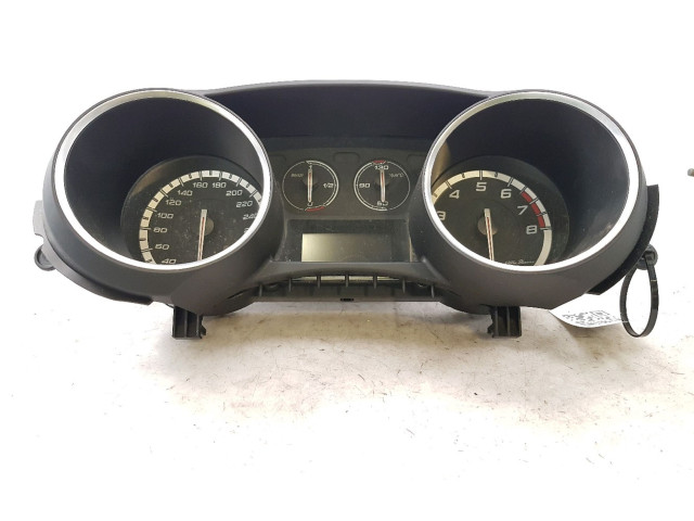 Přístrojová deska  Alfa Romeo Giulietta 2015 50539108  