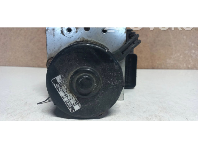 Jednotka ABS 9496942   Volvo V70 2005