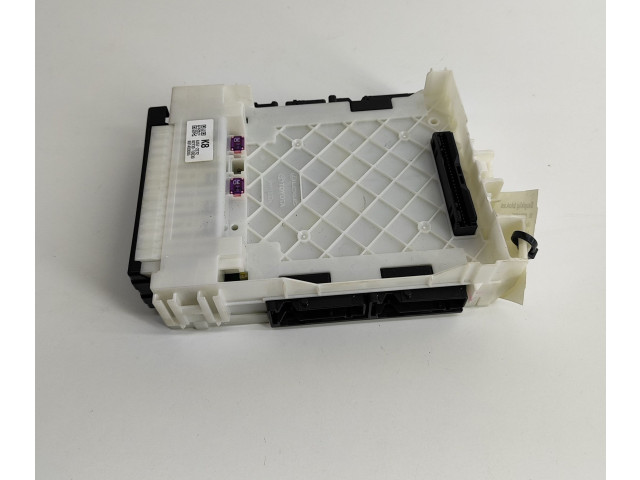 Блок комфорта 8273010030, 63572272   Toyota C-HR II   