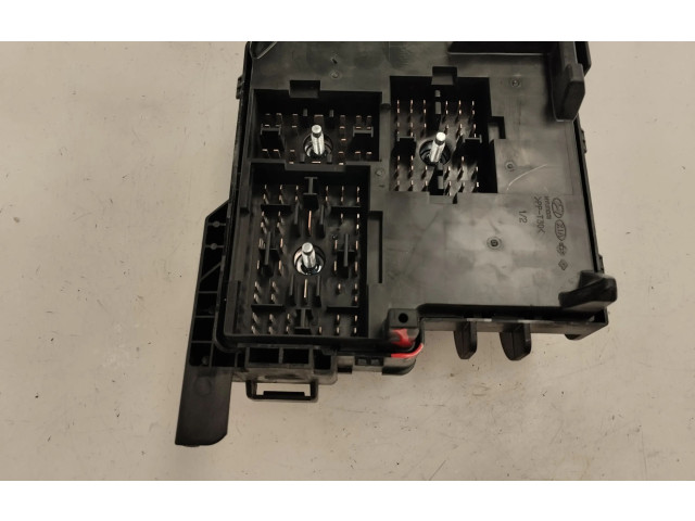 Pojistková skříňka Řídící jednotka BSM    Hyundai i30 2008
