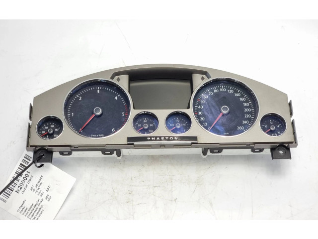 Přístrojová deska  Volkswagen Phaeton 2005 3D0920886C  