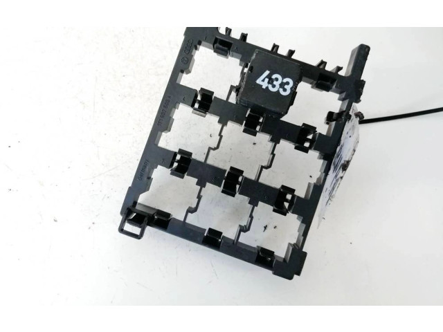Блок предохранителей  1t1937503a, 3d0951253a   Volkswagen Golf Plus    
