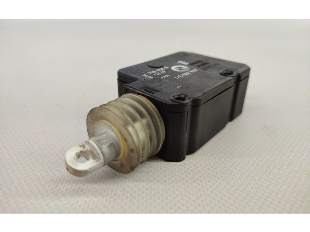 Замок багажника 67118353014    BMW 5 E34 1988 - 1996 года