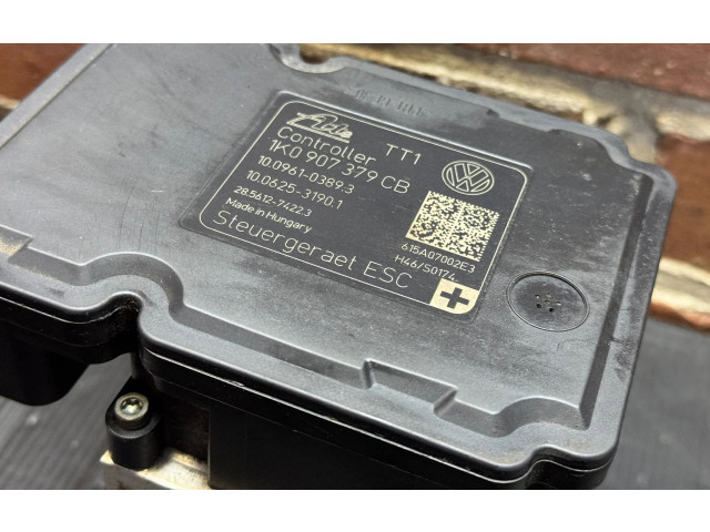 Jednotka ABS 1K0907379CB, 1K0614517EH   Audi A3 S3 A3 Sportback 8P 2009